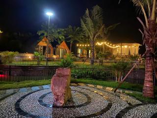 Yellow Homestay - - 2