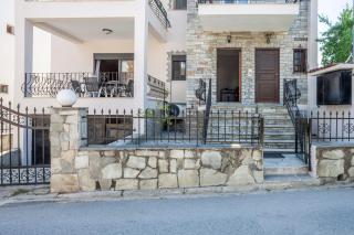 Old Square House - 9