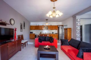 Old Square House - Pefkochori - 7