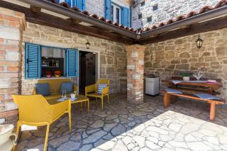 St. Bernhard House - Funtana - 8