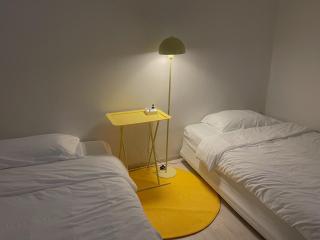 ANKE HOUSE #3 minutes to Ewha University Station #Line 2 #Two rooms - Seoul - 5