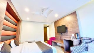 LUXUARY STAY # SAV-OY Mussoorie,Near MALL ROAD, FAMILY HOTEL Restaurant-LIFT And Private Parking Facilities-A Top Rated Three Star Hotel IN MUSSOORIE - 5