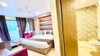 LUXUARY STAY # SAV-OY Mussoorie,Near MALL ROAD, FAMILY HOTEL Restaurant-LIFT And Private Parking Facilities-A Top Rated Three Star Hotel IN MUSSOORIE - 7