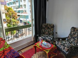 Gadou Rooms - Affordable Private Rooms & Shared Flats in Downtown Port Said with Full Kitchen Access - 9