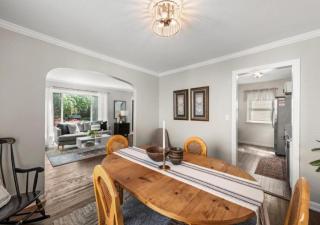 Cozy 3-Bedroom Near Cleveland - Euclid - 4