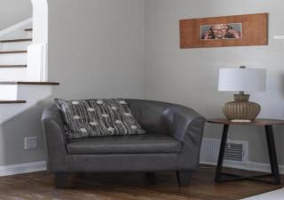 Cozy 3-Bedroom Near Cleveland - Euclid - 3