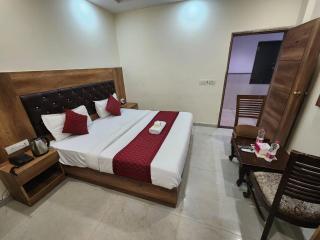 Hotel Loft Plaza Near IGI Airport Delhi - New Delhi - 9