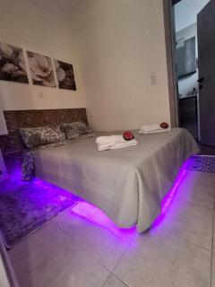 Lovely House - Mitilene - 9