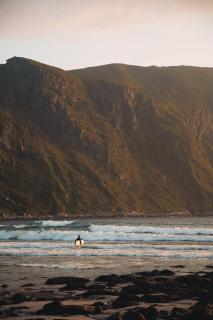 Hoddevik Surf House - - 2