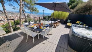 VILLA ROUQUIER, Vue Panoramique, Mer et Port de Sète, Climatisé, Jacuzzi - 1