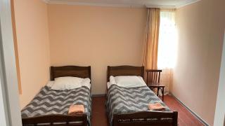 Ciuri's Guesthouse - Zhabeshi - 7