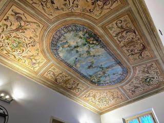 Vicino al Centro e a Parcheggi Gratuiti - Affresco Strepitoso - 8