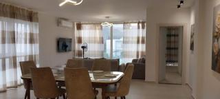 Spacious 3-Bedroom Chalet and Maid Room in Fouka Bay - Marsa Matruh - 8