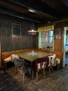 Die Herrgottschnitzerhütte am Wechsel - 8