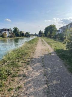 Cosy apartment on Strasbourg Tramway line and Canal - Appartement confortable sur ligne tram Strasbourg et Canal - Bischheim - 1