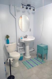 House Suite - - 4