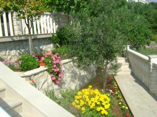 Apartments Nevi - Pisak - 2