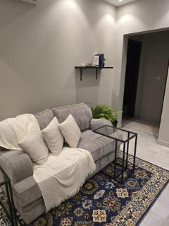 Elegant & Comfortable Stay Near the Airport - Dschidda - 0