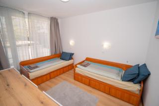 Spacious 2BD Apartment - Walk to City Center by Flat Mаnager - Burgas - 6