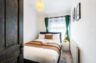 Spacious 2br Maisonette 2 Baths Huge Lounge - Londra - 2