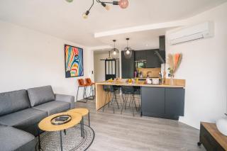 Magnifique T3-terrasse-parking-Centre ville-AD - 2