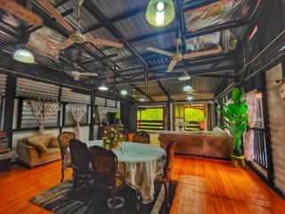 Desapuri Home & Gallery Services - Teluk Panglima Garang - 6