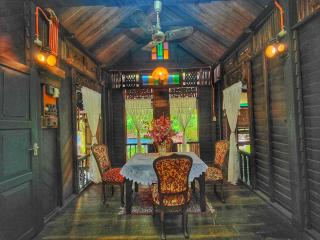 Desapuri Home & Gallery Services - Teluk Panglima Garang - 8