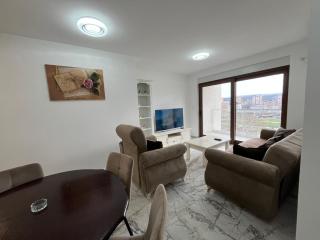 Lux Apartment Rose Avenue 75m2 - Kragujevac - 0
