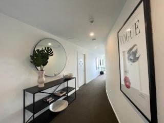 In The Clouds! 3Bed3Bath Panoramic City View Suite - Christchurch - 2