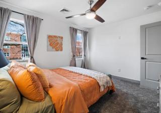 Gorgeous Remodel Game Room Sleeps 8 - 6