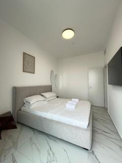 Penthouse -AH- 76 - 3