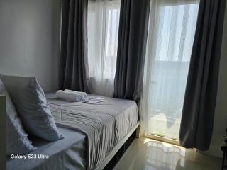 Gleeful House At Shore Residence - Manilla - 0