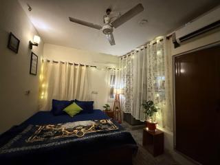 A place to call your own - Neu-Delhi - 2