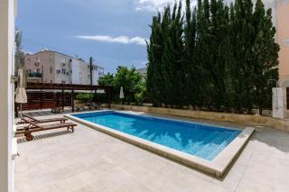Modern 2bedroom penthouse near sea - 8