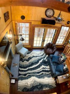 Magical Tree House Experience with a Private Hot Tub in Shenandoah Valley, Virginia - Shenandoah - 5
