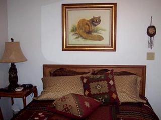 Luxury Cottage Rental with Stunning Gardens in Historical Town of Cortez, Colorado - Towaoc - 4