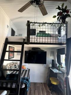 Remote Modern Tiny House with Deck, BBQ and Mountain Views in Arizona - Maricopa - 7