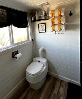 Remote Modern Tiny House with Deck, BBQ and Mountain Views in Arizona - Maricopa - 1