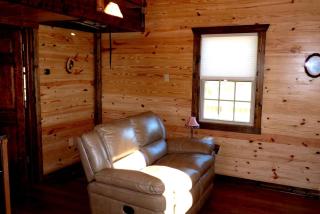 Vacation Cabin Rental near Amazing Hiking Trails in Liberty, Kentucky - - 8