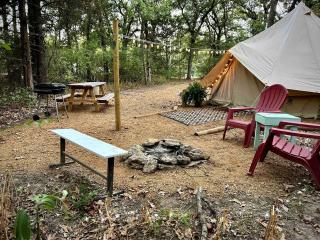 Charming Equipped Bell Tent Surrounded by Nature in Oklahoma - 3