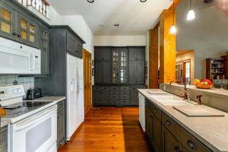 Beautiful Luminous Cabin with Deck and Indoor Spa Bath in Tennessee - Fairview - 7