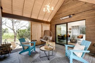 Amazing Texas Hill Country Cabin Rentals for Weekend Getaways near Austin - Dripping Springs - 5