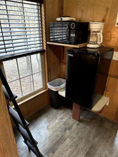 Quaint Cabin for a Rustic Getaway in Nashville, Indiana - Nashville - 3
