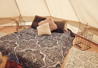 Romantic Bell Tent with Spectacular Countryside Views in Montana - - 7