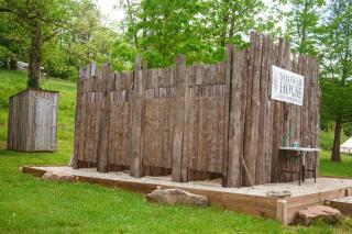 Vintage Camper Rental Ideal for Glamping in Missouri, MO - Saint Clair - 1