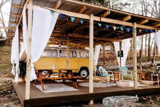 Refurbished Campervan Rental Perfect for Glamping in Missouri - Saint Clair - 0