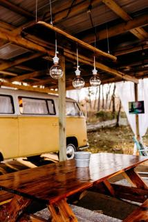 Refurbished Campervan Rental Perfect for Glamping in Missouri - Saint Clair - 8