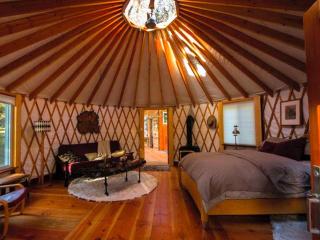 Romantic and Secluded Yurt Rental near Yosemite National Park in Oakhurst, California - Oakhurst - 6