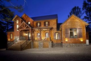 Delightful Unique Log Cabin Rental with Hot Tub near Oklahoma's Broken Bow Lake - Broken Bow - 0