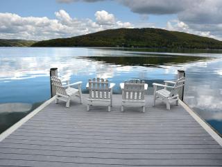 Luxury Cottage Rental with Private Dock on Keuka Lake in Finger Lakes Wine Country - Hammondsport - 9